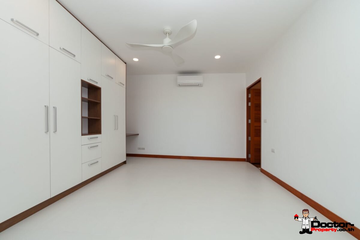 Refurbished 4 Bed Pool Villa with Seaview – Bang Por, Koh Samui – For Sale